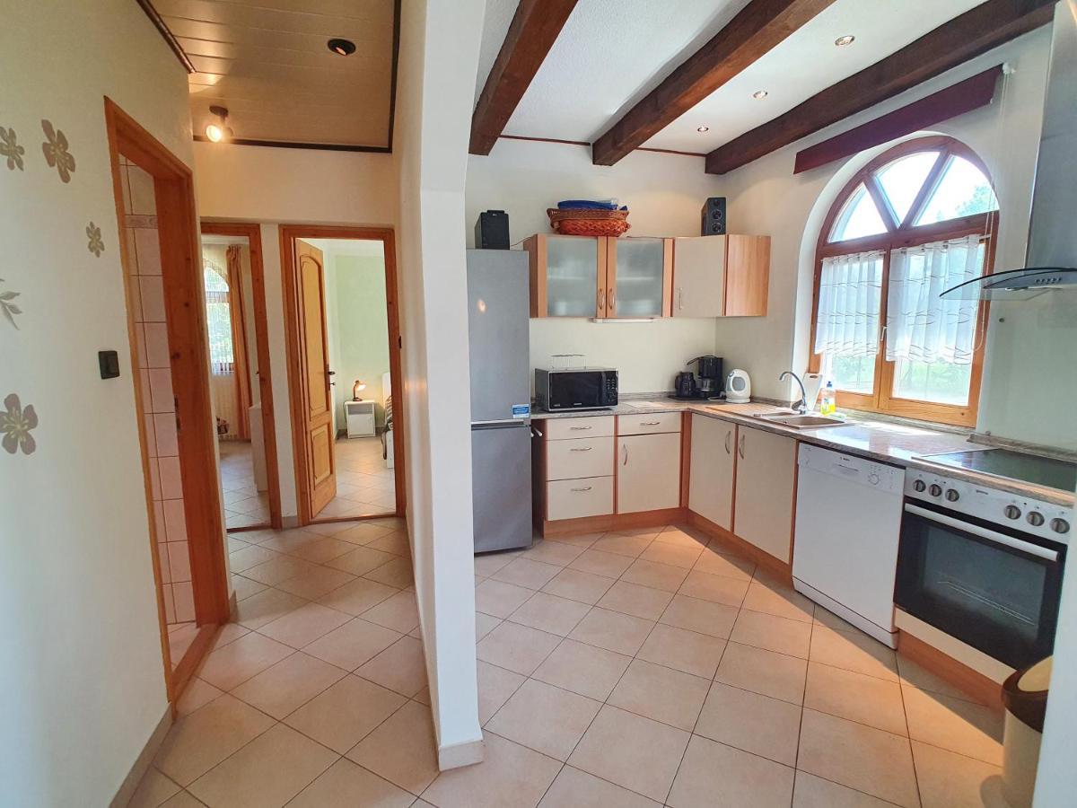 Holiday House Joshi & Rudi Gyenesdiás المظهر الخارجي الصورة